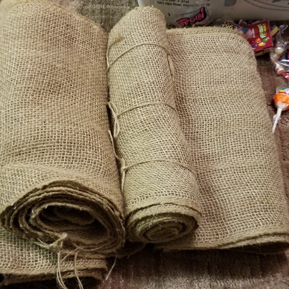 Burlap - Picture 5 of 5